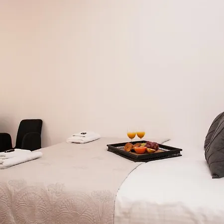 Apartment Short Group Gracia Serviced