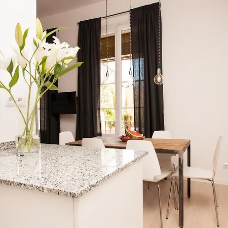 Short Group Gracia Serviced Apartment Barcelona