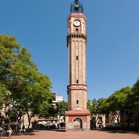 Short Group Gracia Serviced Apartment
