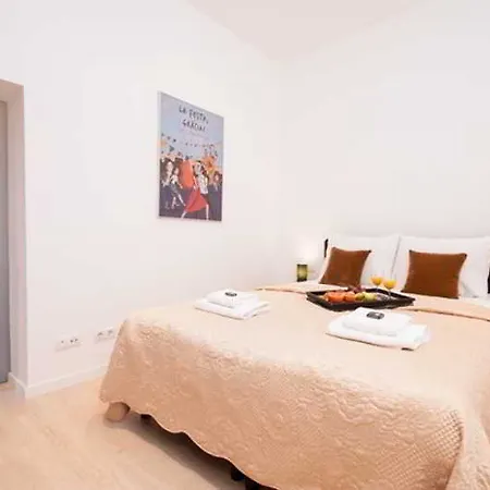 Short Group Gracia Serviced Apartmán Barcelona
