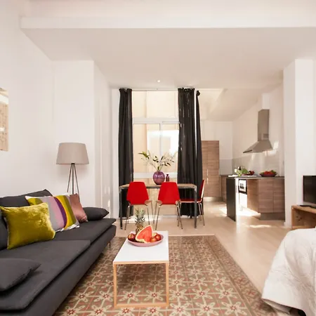 Apartment Short Group Gracia Serviced