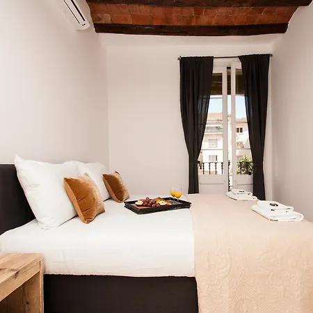 Short Group Gracia Serviced Apartment Barcelona