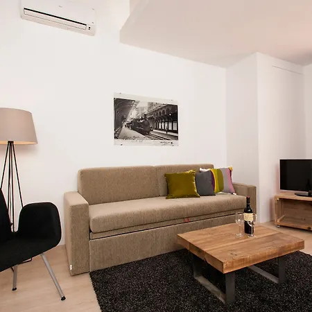 Apartment Short Group Gracia Serviced