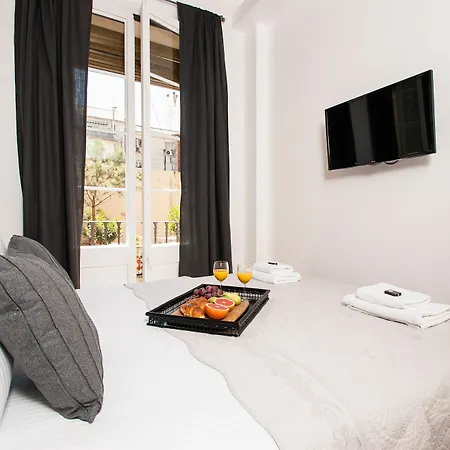 Short Group Gracia Serviced Apartment *