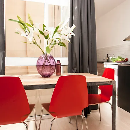 Short Group Gracia Serviced Apartment *